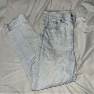 American Eagle Mom Jeans size 2S